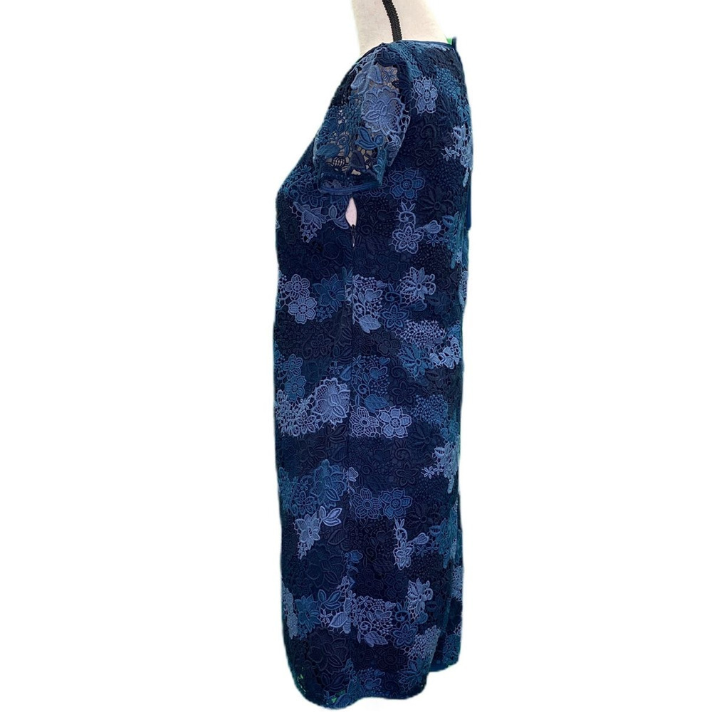 LONDON 'Lian' Print Lace Shift Dress - Picture 9 of 14